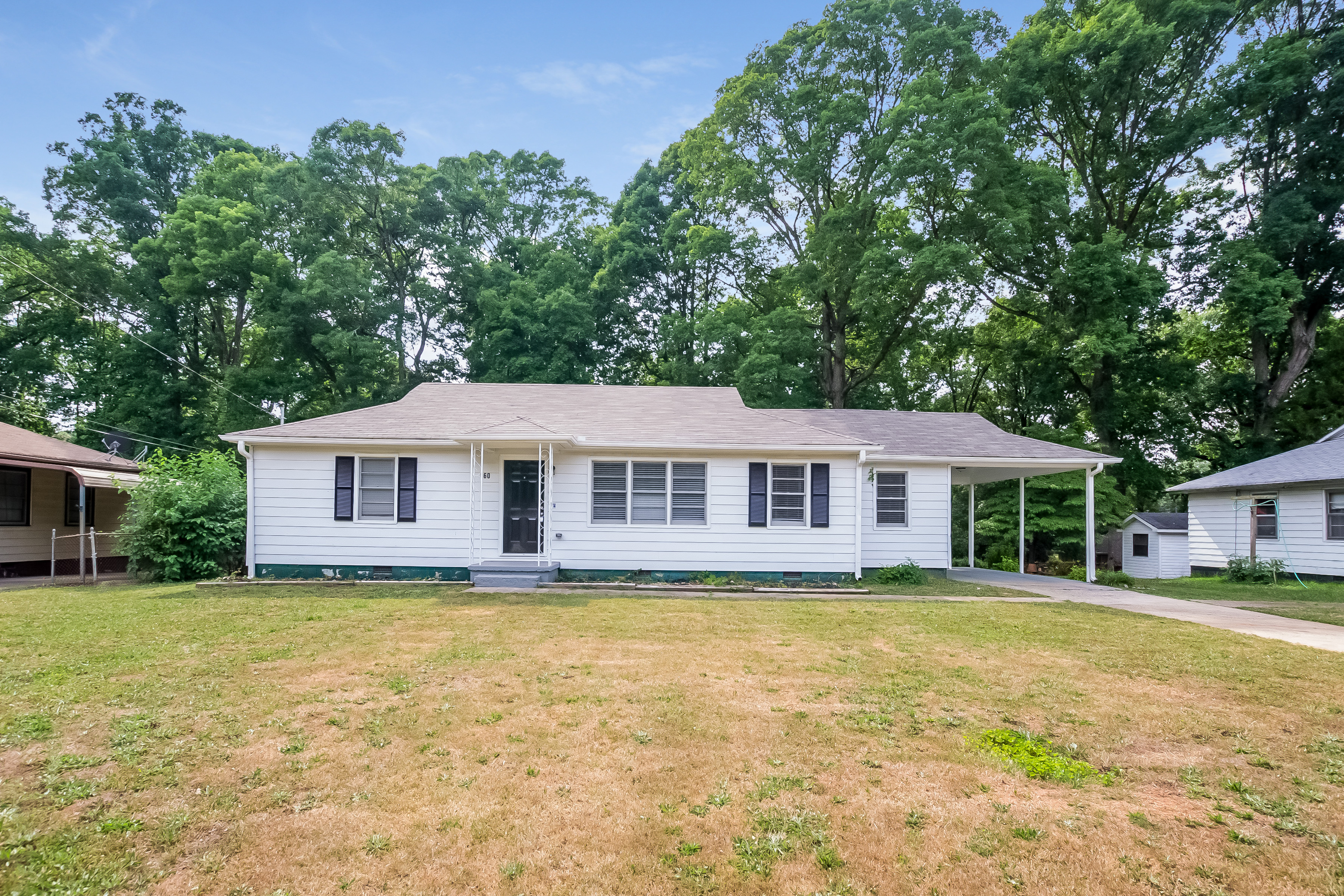 160 Mathews Circle SE Marietta, GA 30067